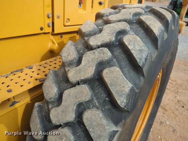 image for item DR6995 2013 Caterpillar 12M2 VHP Plus  motor grader