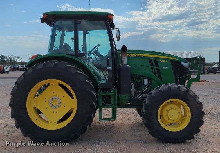 image for item DR6996 2017 John Deere 6120E  MFWD tractor