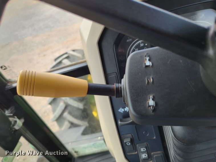 image for item DR6996 2017 John Deere 6120E  MFWD tractor