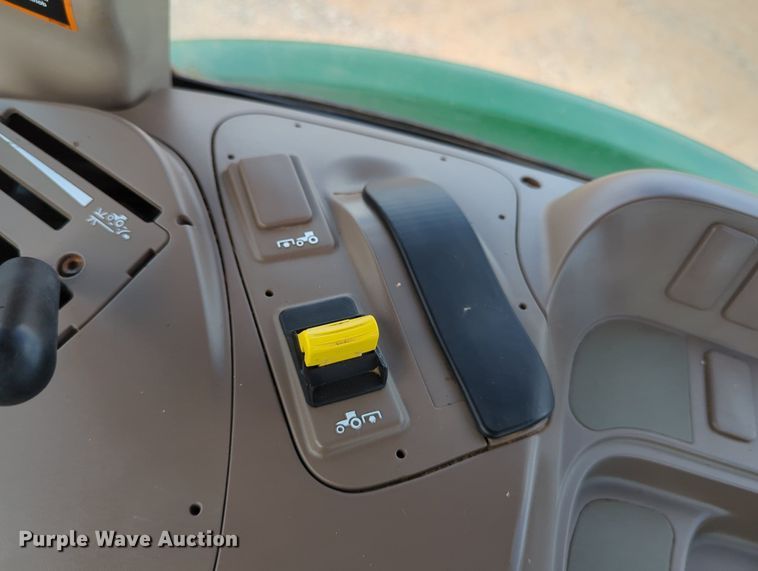 image for item DR6996 2017 John Deere 6120E  MFWD tractor