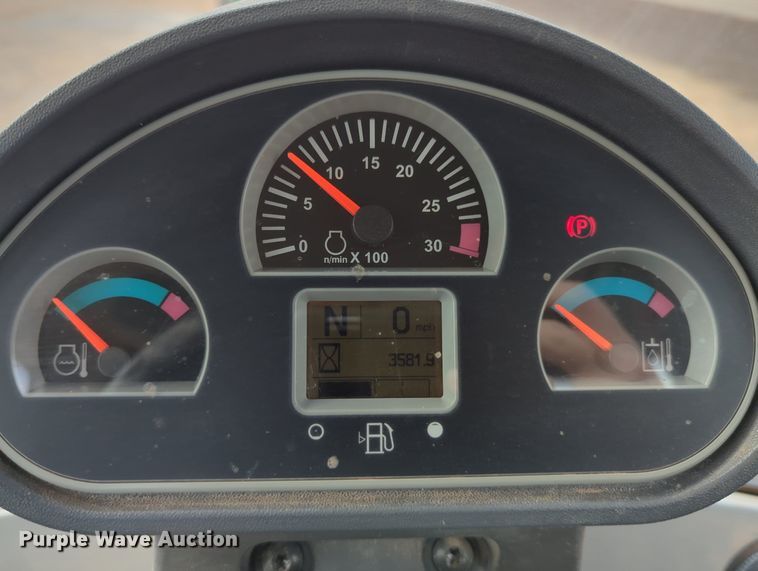 image for item DR6997 2013 Caterpillar 924K  wheel loader