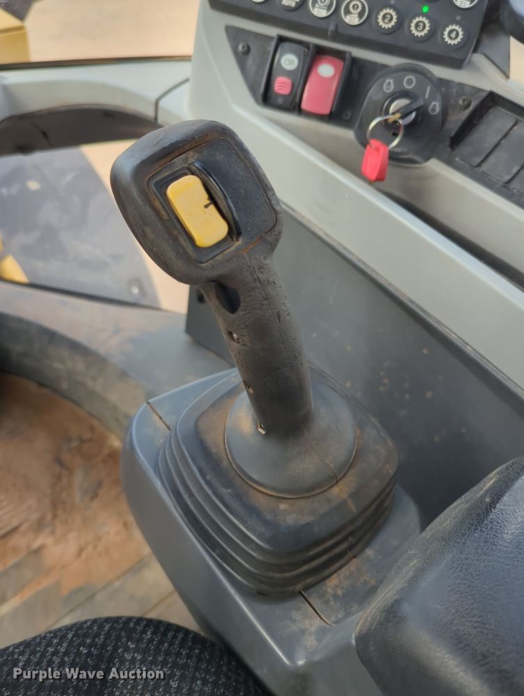 image for item DR6997 2013 Caterpillar 924K  wheel loader