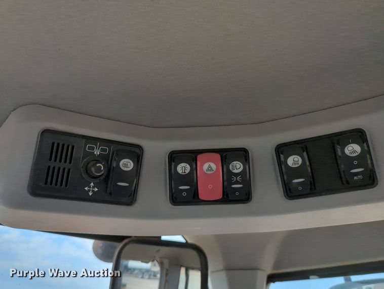 image for item DR6997 2013 Caterpillar 924K  wheel loader