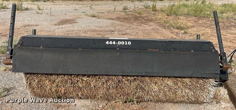 image for item DR6998 John Deere BA84  skid steer broom