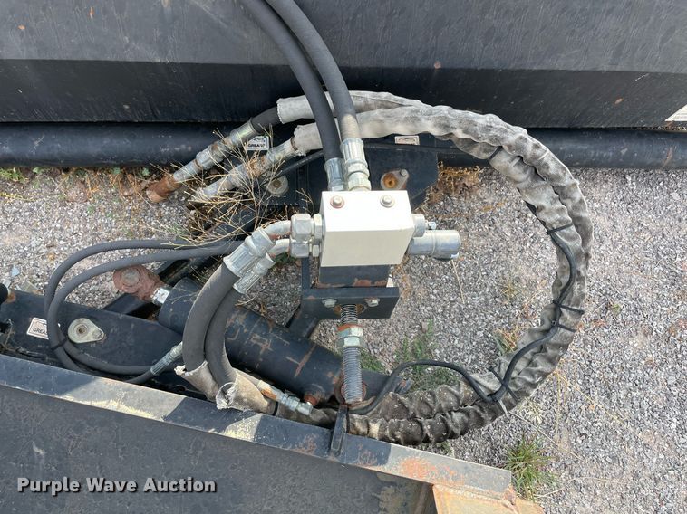 image for item DR6998 John Deere BA84  skid steer broom