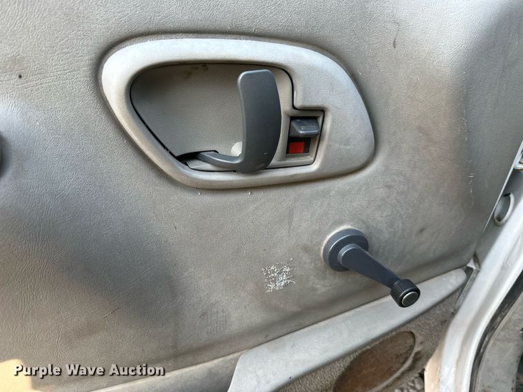 image for item DS2241 2002 Chevrolet Silverado 3500  dump bed pickup truck