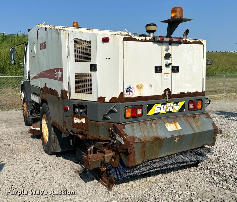 image for item DS2242 2007 Sterling SC8000  street sweeper