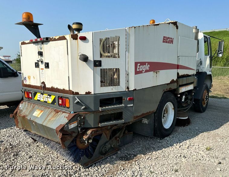 image for item DS2242 2007 Sterling SC8000  street sweeper