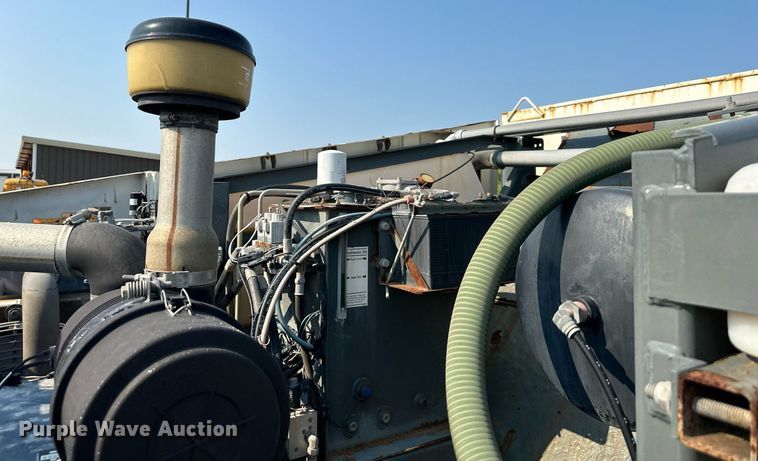 image for item DS2242 2007 Sterling SC8000  street sweeper