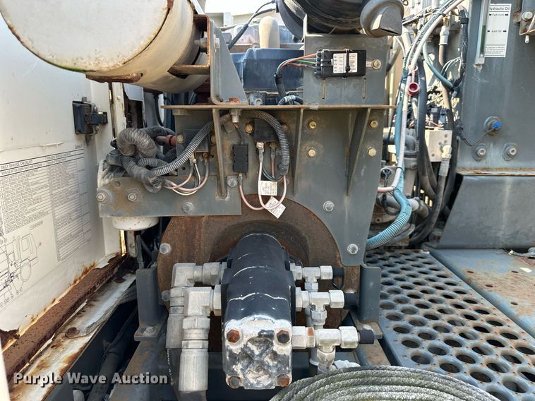 image for item DS2242 2007 Sterling SC8000  street sweeper