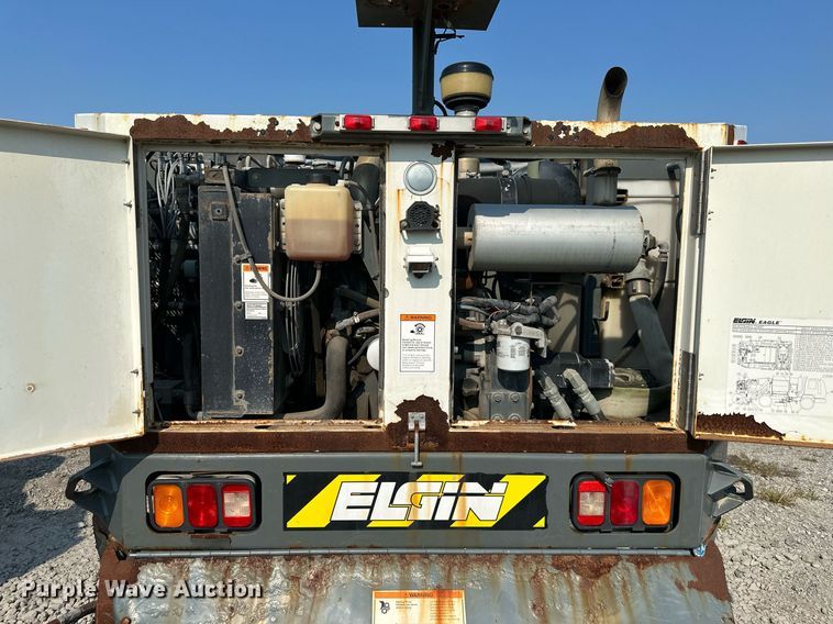 image for item DS2242 2007 Sterling SC8000  street sweeper