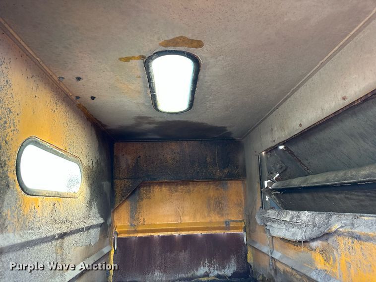 image for item DS2242 2007 Sterling SC8000  street sweeper