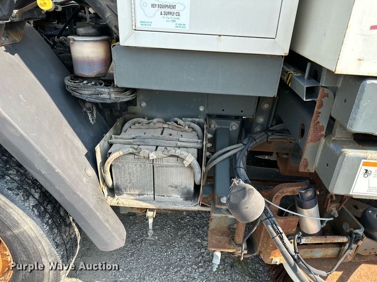 image for item DS2242 2007 Sterling SC8000  street sweeper