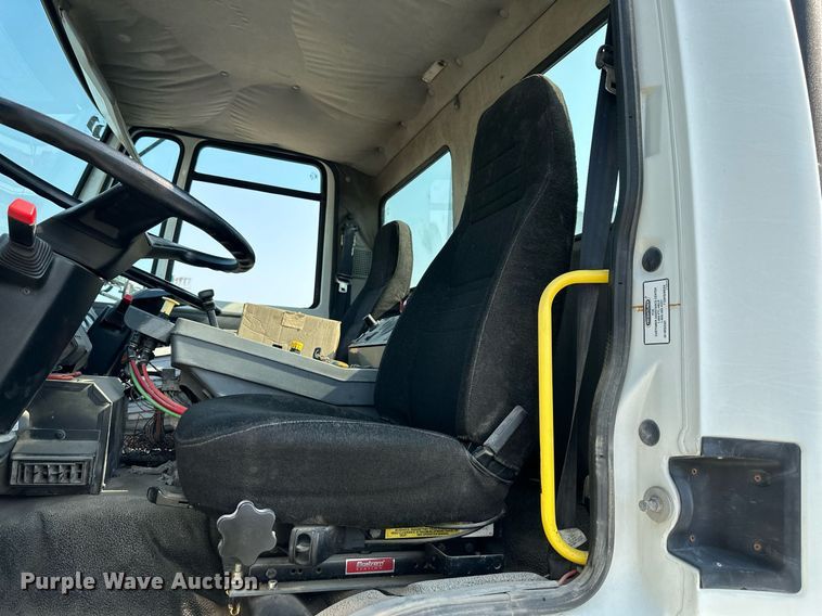 image for item DS2242 2007 Sterling SC8000  street sweeper