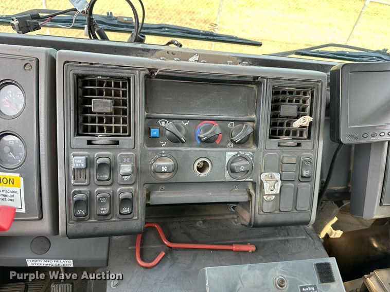 image for item DS2242 2007 Sterling SC8000  street sweeper