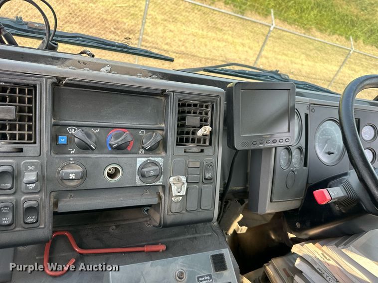 image for item DS2242 2007 Sterling SC8000  street sweeper