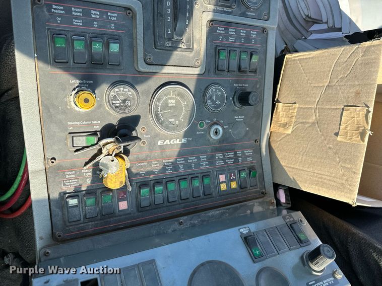 image for item DS2242 2007 Sterling SC8000  street sweeper