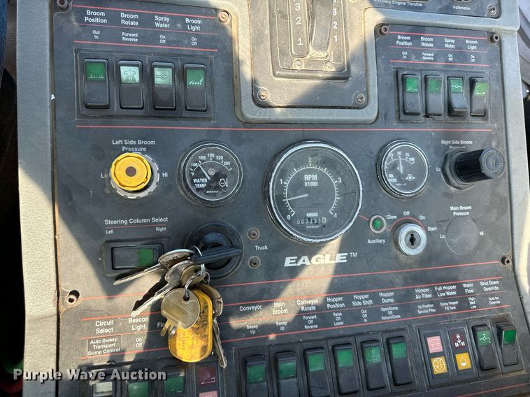 image for item DS2242 2007 Sterling SC8000  street sweeper