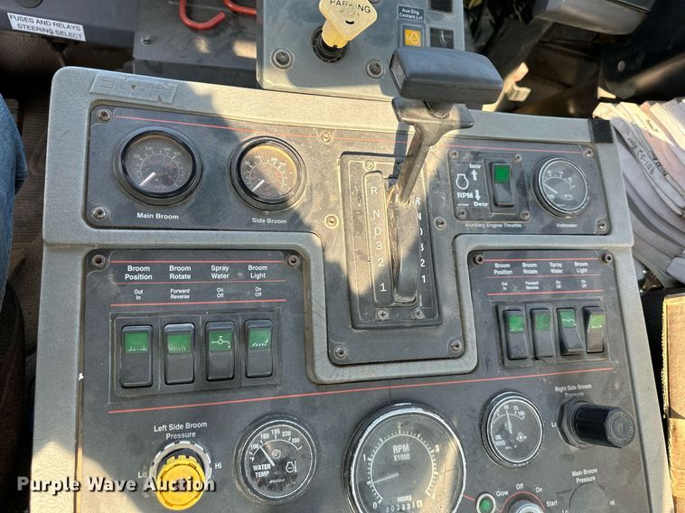 image for item DS2242 2007 Sterling SC8000  street sweeper