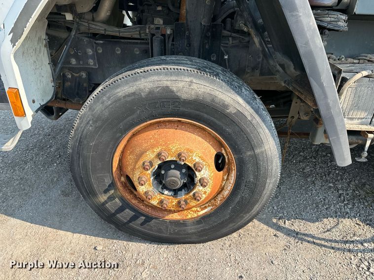 image for item DS2242 2007 Sterling SC8000  street sweeper