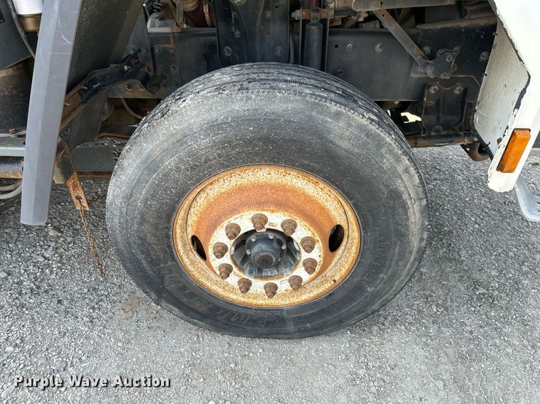 image for item DS2242 2007 Sterling SC8000  street sweeper