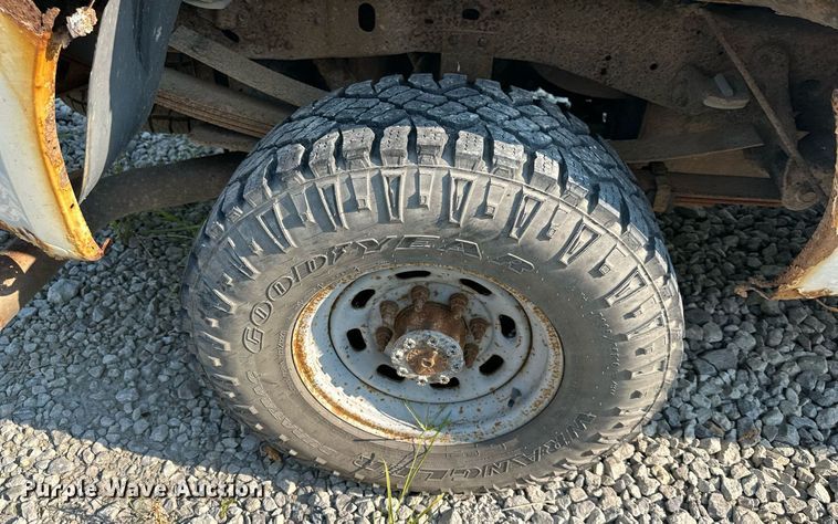 image for item DS2244 2003 Ford F250 Super Duty  pickup truck