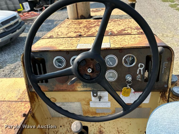 image for item DS2245 Hyster C530A  pneumatic roller