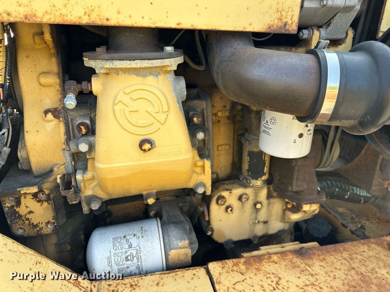 image for item DS2245 Hyster C530A  pneumatic roller