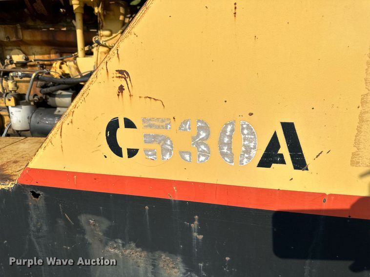 image for item DS2245 Hyster C530A  pneumatic roller