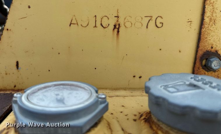 image for item DS2245 Hyster C530A  pneumatic roller