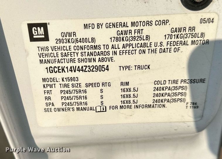 image for item DS2247 2004 Chevrolet Silverado 1500  pickup truck