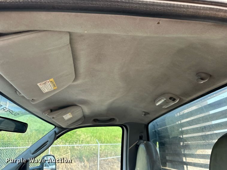 image for item DS2249 2003 Ford F450 Super Duty  flatbed truck