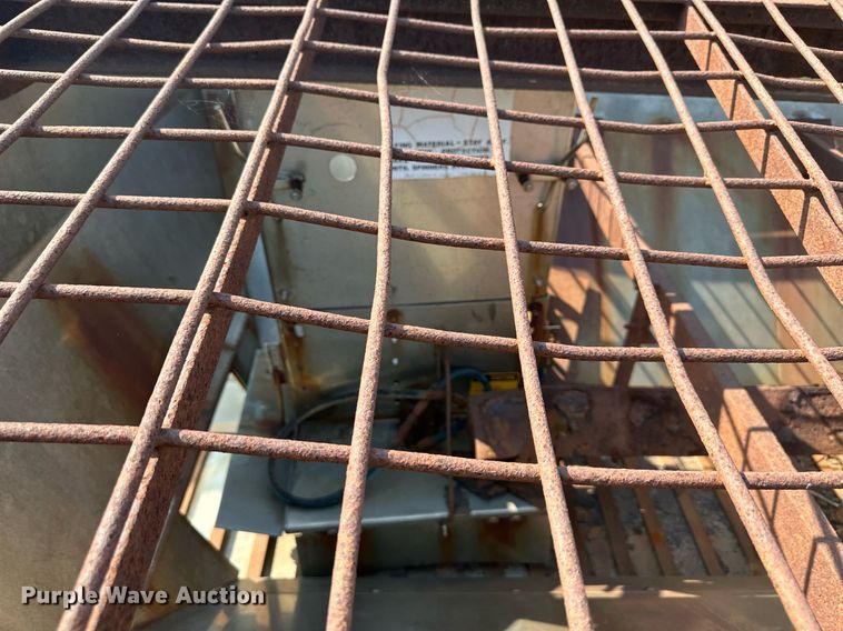 image for item DS2251 Salt spreader