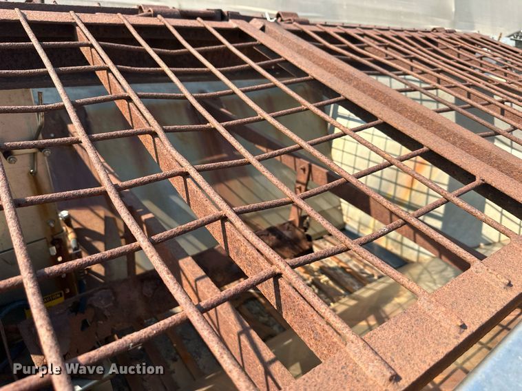 image for item DS2251 Salt spreader