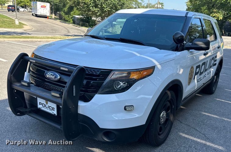 image for item DS2261 2015 Ford Explorer Police Interceptor  SUV