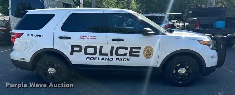 image for item DS2261 2015 Ford Explorer Police Interceptor  SUV