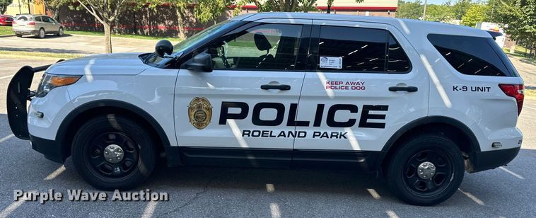 image for item DS2261 2015 Ford Explorer Police Interceptor  SUV