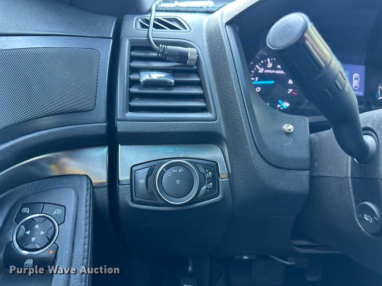 image for item DS2261 2015 Ford Explorer Police Interceptor  SUV