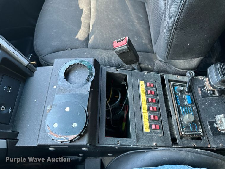 image for item DS2261 2015 Ford Explorer Police Interceptor  SUV