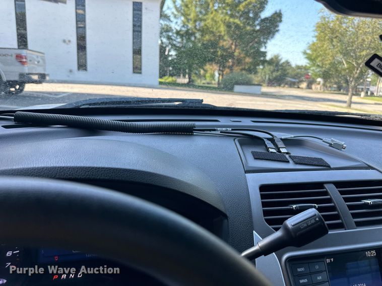 image for item DS2261 2015 Ford Explorer Police Interceptor  SUV