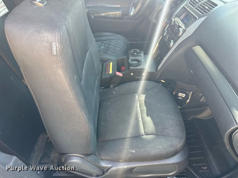 image for item DS2261 2015 Ford Explorer Police Interceptor  SUV