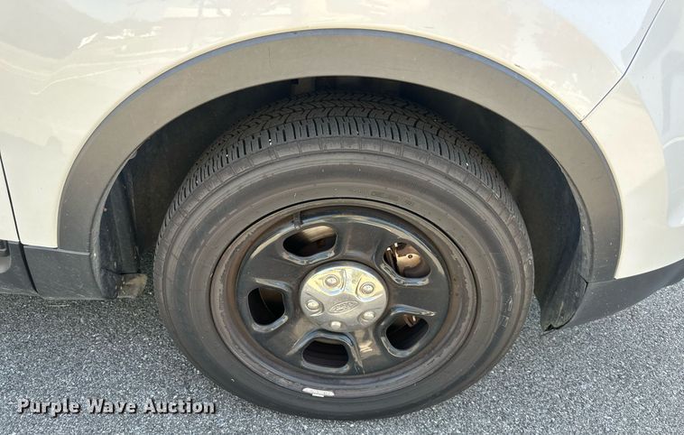 image for item DS2261 2015 Ford Explorer Police Interceptor  SUV