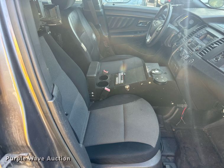 image for item DS2262 2013 Ford Taurus Police Interceptor