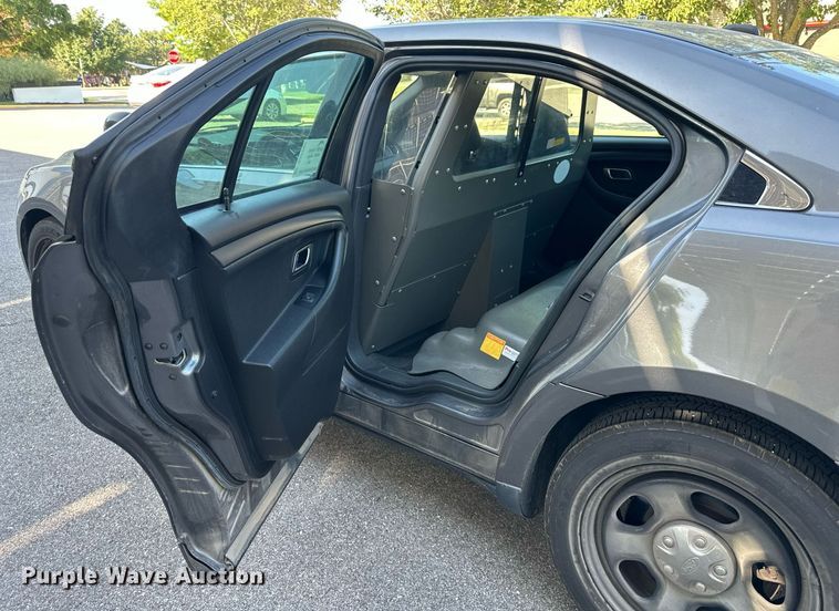 image for item DS2262 2013 Ford Taurus Police Interceptor