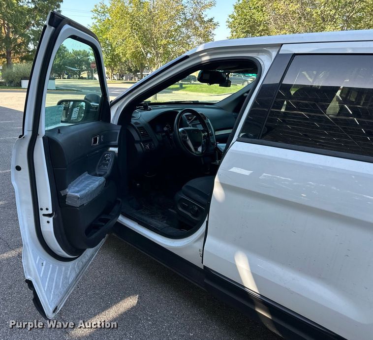 image for item DS2263 2014 Ford Explorer Police Interceptor  SUV