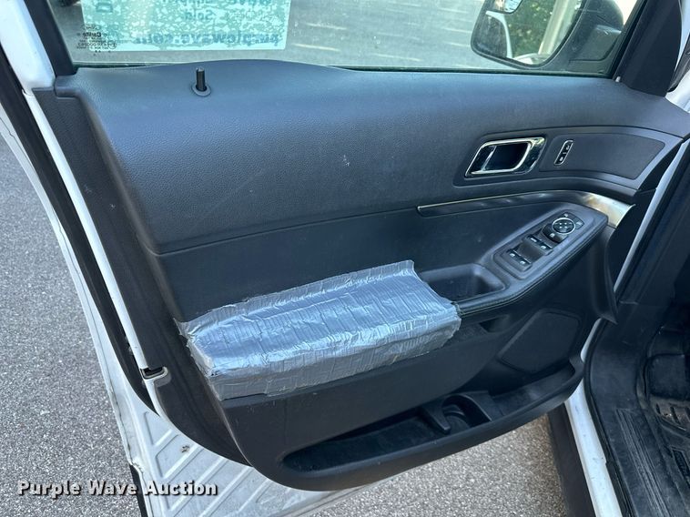 image for item DS2263 2014 Ford Explorer Police Interceptor  SUV