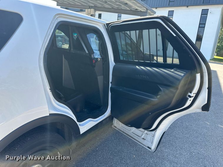 image for item DS2263 2014 Ford Explorer Police Interceptor  SUV