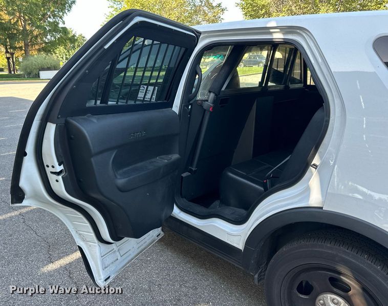 image for item DS2263 2014 Ford Explorer Police Interceptor  SUV