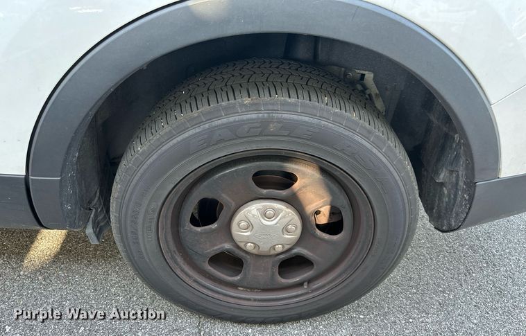 image for item DS2263 2014 Ford Explorer Police Interceptor  SUV