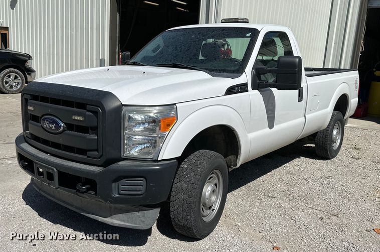 image for item DS2264 2012 Ford F350 pickup truck